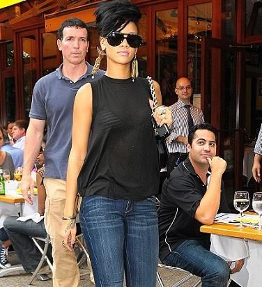 60001rihanna.jpg.ashx.jpg