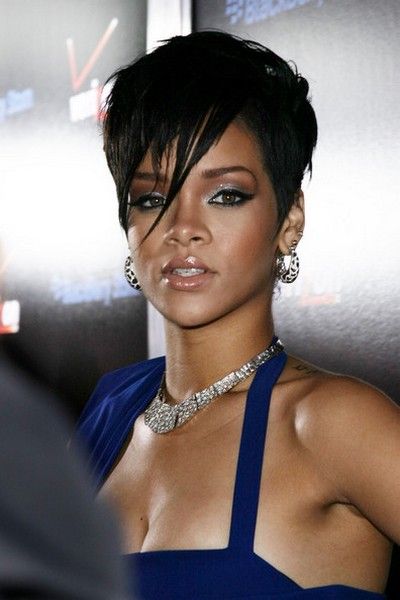 rihanna-2009-blue-dress.jpg rihanna-2009-blue-dress.jpg