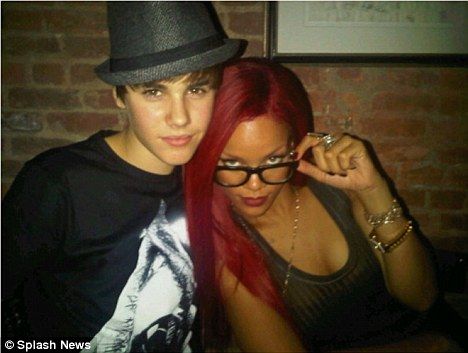 rihanna-justin-bieber-igazan-szexi-11190634.jpg